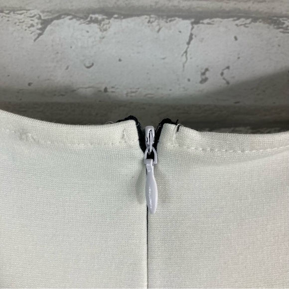 Venus Two-Tone Black and White Cocktail Dress Size 4 - Picture 10 of 11